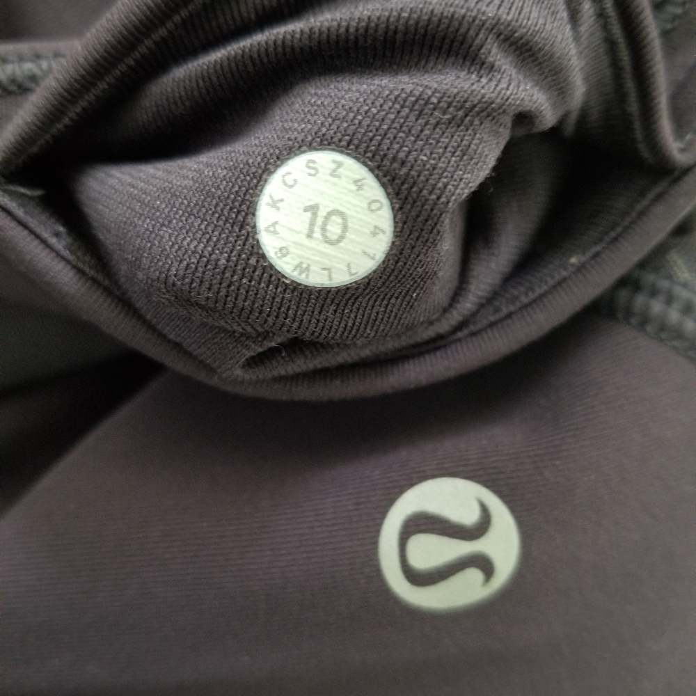 Lululemon Fast as Light Crops - Picture 7 of 9